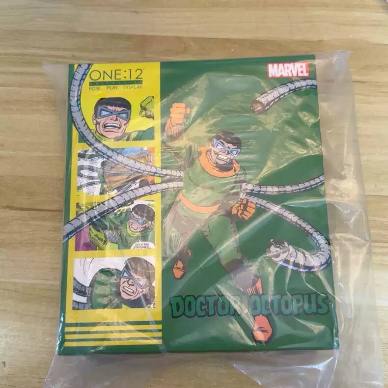 Mezco Toyz Doctor Octopus 1/12 Scale 6″ Toys Figuress Otto Gunther