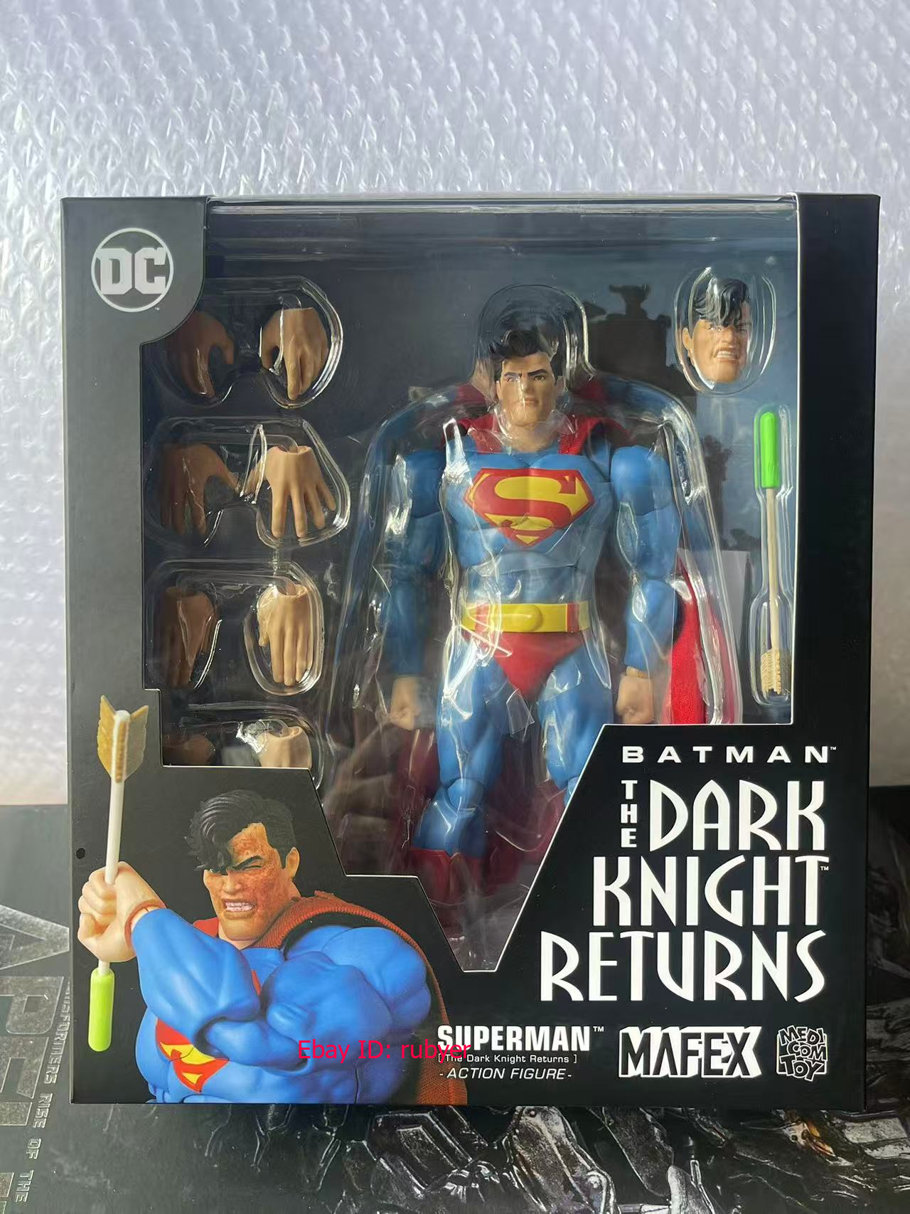 MAFEX Superman Hush No. 117 Medicom Toy Action Figure Reissue