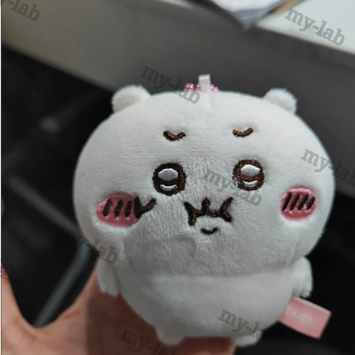 Cute Chiikawa Crying Plush Doll Toy Pendant Gift New - Picture 4 of 4